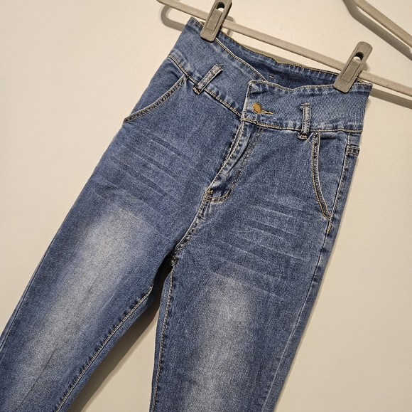 SHEIN Denim - SHEIN High Rise Blue Jeans for Women